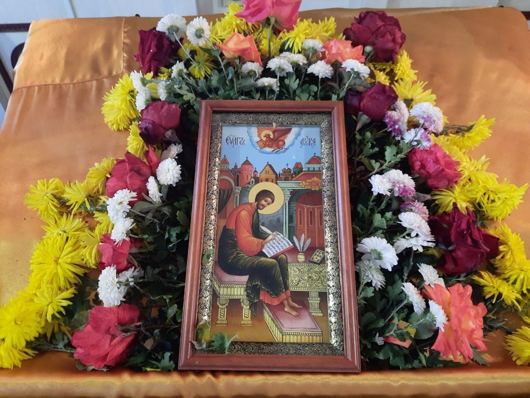 Престольный праздник в храме святого апостола и евангелиста Луки в п. Правда